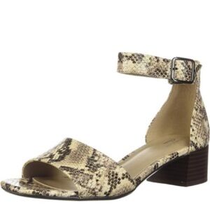 Clarks Elisa Dedra Snakeskin embossed Leather Sandals Size 7.5